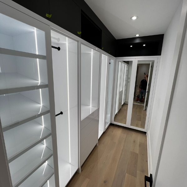 Custom Wall Unit in Toronto, Vaughan